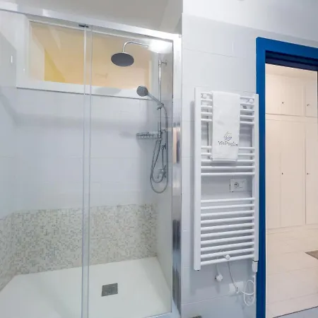 Wepuglia - Donna Carla * Polignano a Mare