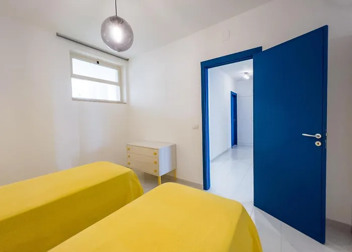 Wepuglia - Donna Carla Polignano a Mare